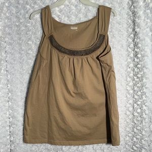 Beaded embellishments at neckline